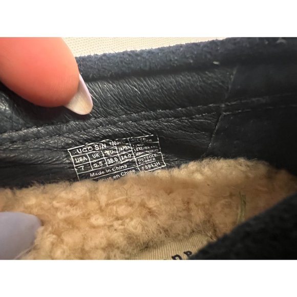 UGG Women Moccasin Slip-on Flats Leather Upper Sheepskin Lining Black Size 7 - Picture 6 of 6